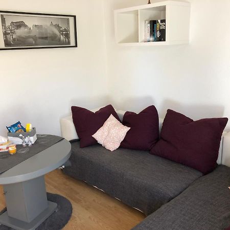 2 Zimmer Wohnung Mit Balkon - Naehe Messe 哈尔 外观 照片